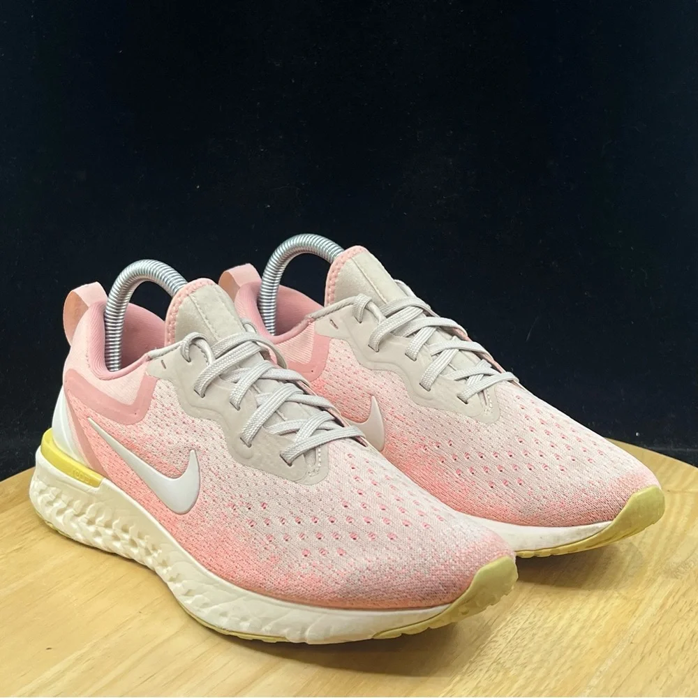 Nike Odyssey React Women's 7.5 Running Shoes Desert Sand Pink White AO9820-002 - Picture 4 of 11